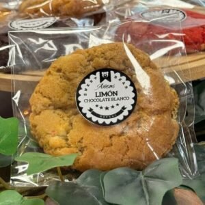 Cookie de chocolate blanco y limón